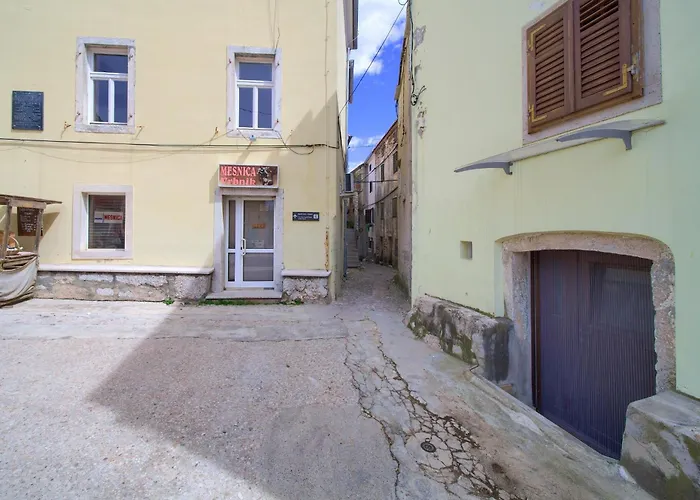 Daire Old Loft Vrbnik (Primorje-Gorski Kotar)