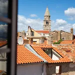 Old Loft Apartman Vrbnik